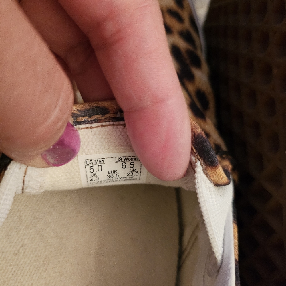 Vans - Picture 4 of 4